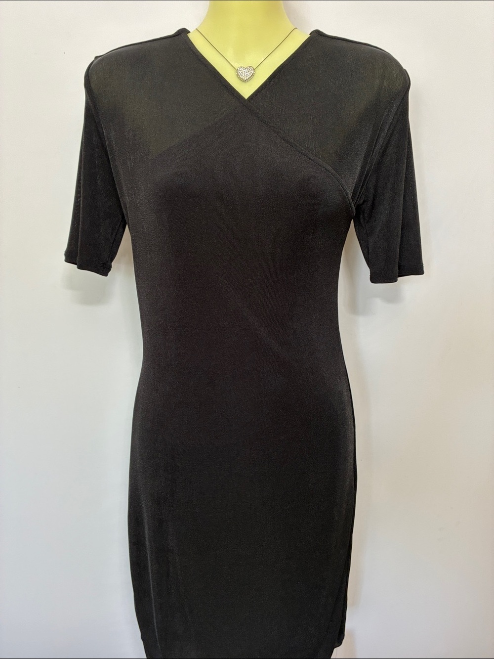 Reformation Dress  Black V-Neck Knit Midi Dress New With Tags Medium